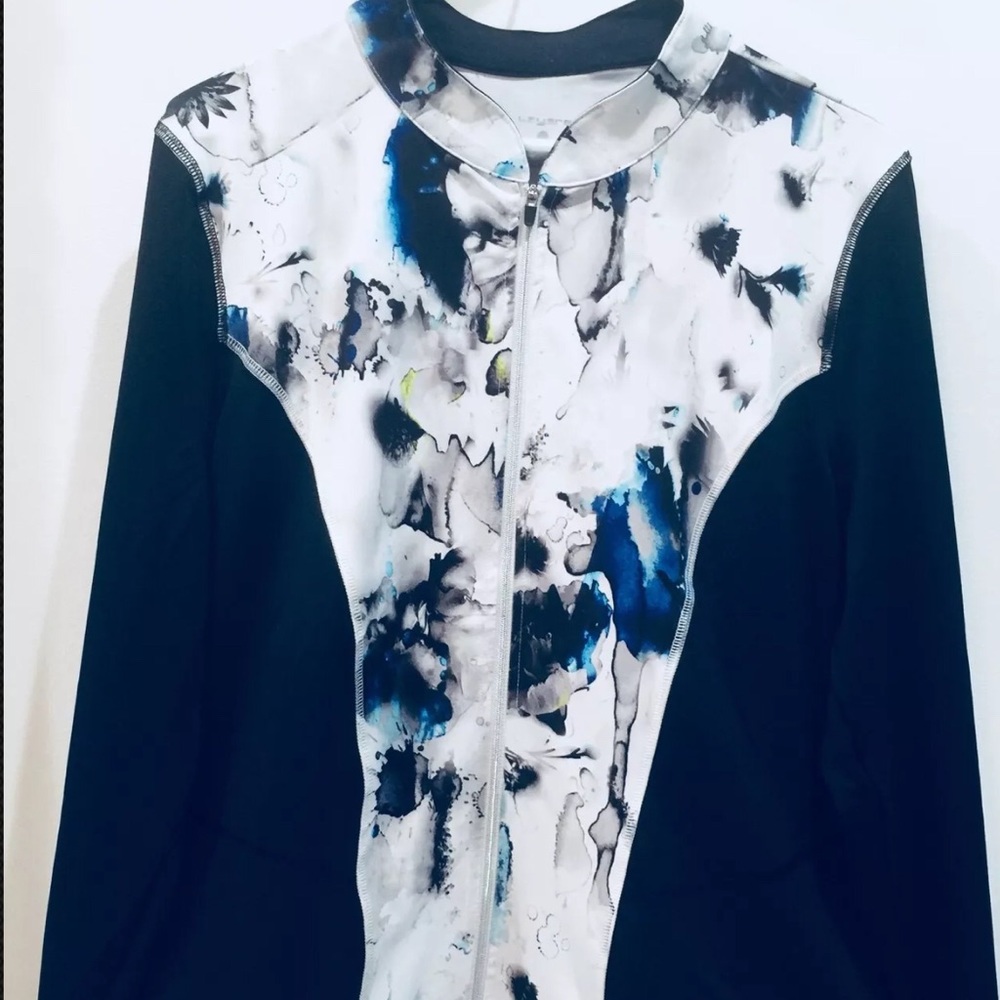 Layer 8 M Performance Jacket Women Watermark Print